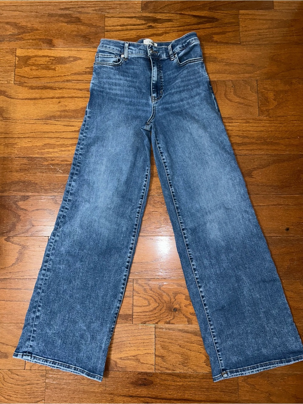 Frame Denim Wide Leg Jeans in Medium Blue Wash